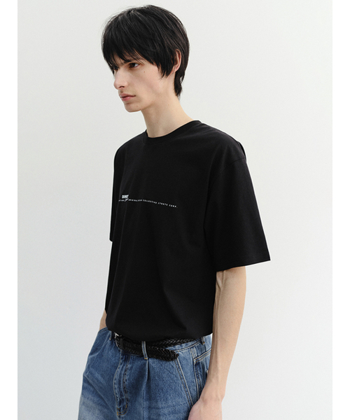 DUNST FOR MEN(ダンストフォーメン)の「MINIMAL LETTERING T-SHIRT_UNISEX_UDTS6B147_BLACK(Tシャツ/カットソー・メンズ・ブラック・X-SMALL/SMALL/MEDIUM/XX-LARGE/LARGE/X-LARGE)」の2枚目の写真