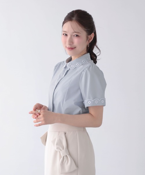 Fit more(フィットモア)の「スカラップ刺しゅう襟ブラウス(シャツ/ブラウス・レディース・ホワイト/ベビーピンク/ライトブルー・FREE)」の11枚目の写真