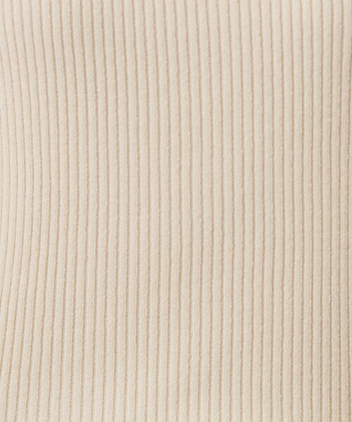 SHOO・LA・RUE(シューラルー)の「【毛玉になりにくい/洗濯機可/S-LL】大人上品な 5分袖スクエアトップス(ニット/セーター・レディース・ブラック/アイボリー/ブラウン系その他/レッド系1・01/02/03/04)」の8枚目の写真