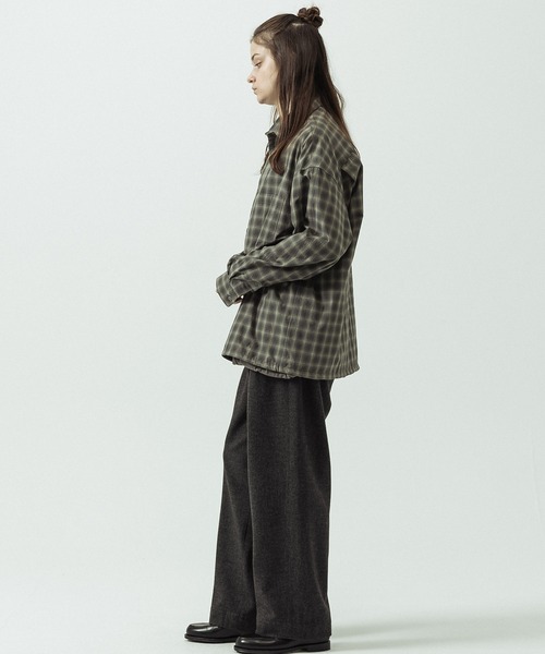 SLICK(スリック)の「【SLICK/スリック】Ombre Check Oversized Drawstring Shirt/オンブレチェック オーバーサイズドローストリングシャツ/リラックスシルエット(シャツ/ブラウス・メンズ・ブラウン/スミクロ・1/3/2)」の9枚目の写真