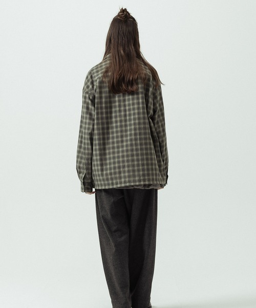 SLICK(スリック)の「【SLICK/スリック】Ombre Check Oversized Drawstring Shirt/オンブレチェック オーバーサイズドローストリングシャツ/リラックスシルエット(シャツ/ブラウス・メンズ・ブラウン/スミクロ・1/3/2)」の10枚目の写真