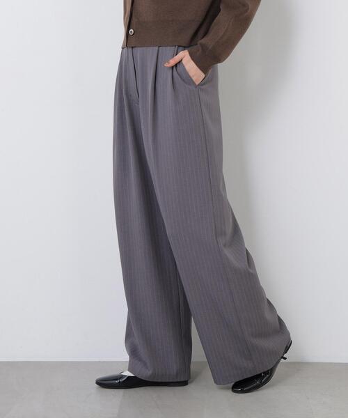 N.(N. Natural Beauty Basic)(エヌエヌナチュラルビューティーベーシック)の「ストライプワイドパンツ(その他パンツ・レディース・グレー/キャメル・SMALL/MEDIUM)」の4枚目の写真
