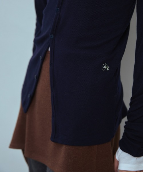 PISCESS(パイシス)の「RIBBED BUTTON CARDIGAN(カーディガン/ボレロ・レディース・ピンク/ネイビー・FREE)」の6枚目の写真