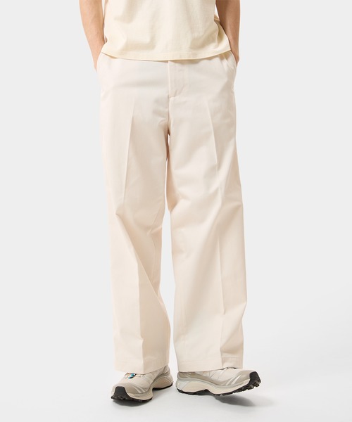 HUF(ハフ)の「CLASSIC WIDE CHINO PANT(チノパンツ・メンズ・ブラック/ナチュラル/ブラウン・34/32/30/28)」の3枚目の写真