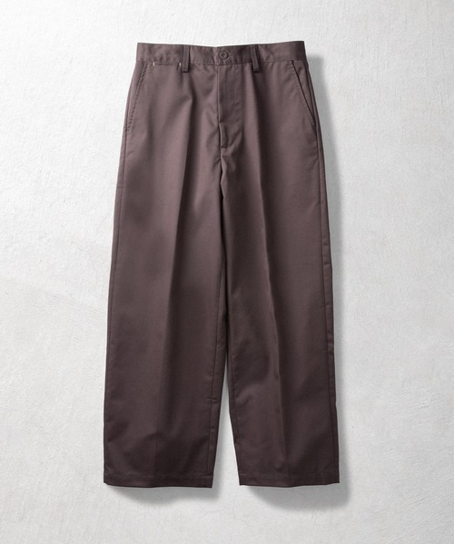 HUF(ハフ)の「CLASSIC WIDE CHINO PANT(チノパンツ・メンズ・ブラック/ナチュラル/ブラウン・34/32/30/28)」の2枚目の写真