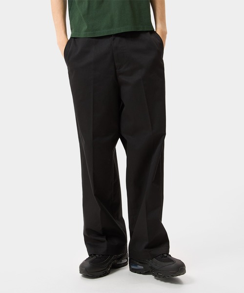 HUF(ハフ)の「CLASSIC WIDE CHINO PANT(チノパンツ・メンズ・ブラック/ナチュラル/ブラウン・34/32/30/28)」の1枚目の写真