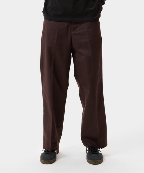 HUF(ハフ)の「CLASSIC WIDE CHINO PANT(チノパンツ・メンズ・ブラック/ナチュラル/ブラウン・34/32/30/28)」の12枚目の写真