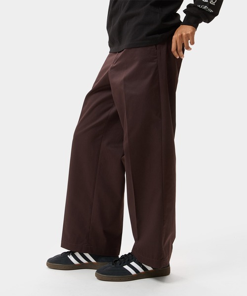 HUF(ハフ)の「CLASSIC WIDE CHINO PANT(チノパンツ・メンズ・ブラック/ナチュラル/ブラウン・34/32/30/28)」の13枚目の写真
