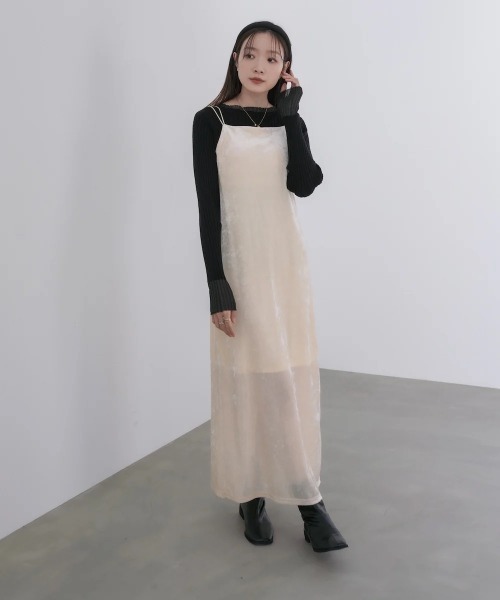Bab(バブ)の「【S・Mサイズ展開】シアーベロアカップ付きキャミワンピース/ダブルストラップ(ワンピース・レディース・チャコールグレー/アイボリー/ブラウン/ベージュ/ブラック・SMALL/MEDIUM)」の13枚目の写真