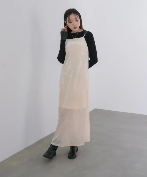 Bab(バブ)の「【S・Mサイズ展開】シアーベロアカップ付きキャミワンピース/ダブルストラップ(ワンピース・レディース・チャコールグレー/アイボリー/ブラウン/ベージュ/ブラック・SMALL/MEDIUM)」の15枚目の写真