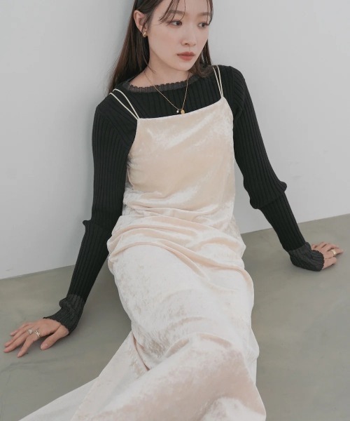 Bab(バブ)の「【S・Mサイズ展開】シアーベロアカップ付きキャミワンピース/ダブルストラップ(ワンピース・レディース・チャコールグレー/アイボリー/ブラウン/ベージュ/ブラック・SMALL/MEDIUM)」の6枚目の写真