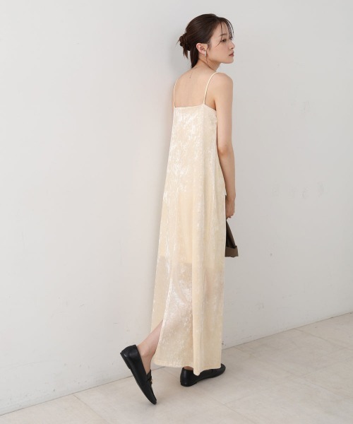 Bab(バブ)の「【S・Mサイズ展開】シアーベロアカップ付きキャミワンピース/ダブルストラップ(ワンピース・レディース・チャコールグレー/アイボリー/ブラウン/ベージュ/ブラック・SMALL/MEDIUM)」の21枚目の写真
