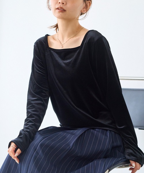 LAVEANGE(ラビアンジェ)の「スクエアネックベロアプルオーバー|長袖/きれいめ/大人カジュアル(Tシャツ/カットソー・レディース・チャコールグレー/ブラウン/ブラック・M/3L/LL/4L/5L)」の2枚目の写真