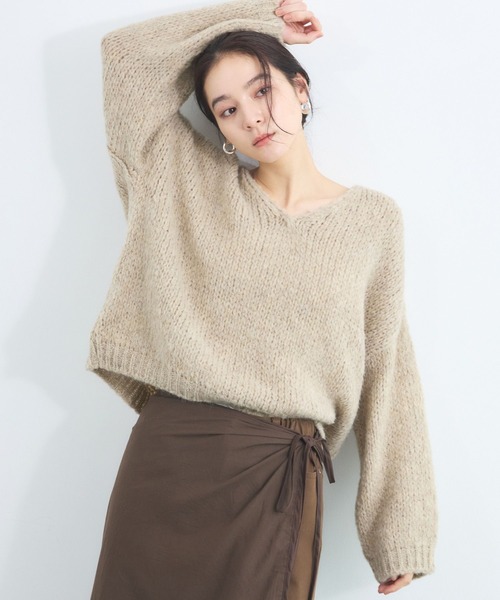 TRICOTS JEAN MARC(トリコットジーンマルク)の「BARNYARDSTORM / TRICOTS JEAN MARC / Vネックニット(ニット/セーター・レディース・ベージュ/オフホワイト/ピンク・FREE)」の9枚目の写真