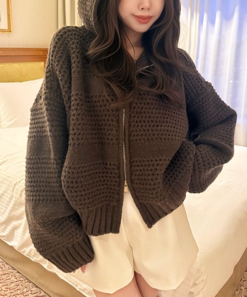 Ada.（エイダ）の「凹凸立体編み ダブルジップ ルーズ ニット カーディガン（カーディガン/ボレロ・レディース・グレー/ブラウン/アイボリー・FREE）」の3枚目の写真