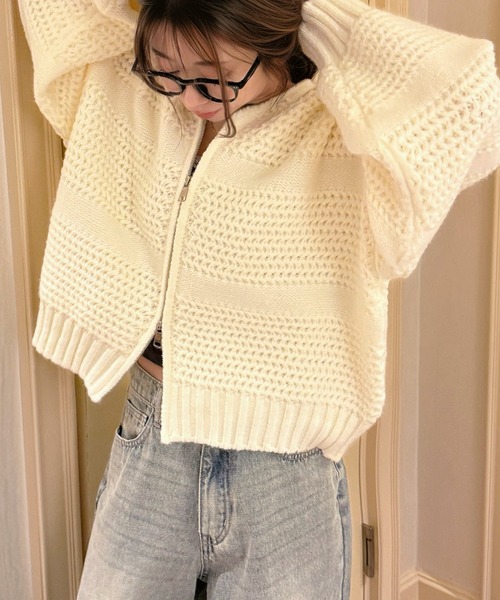 Ada.（エイダ）の「凹凸立体編み ダブルジップ ルーズ ニット カーディガン（カーディガン/ボレロ・レディース・グレー/ブラウン/アイボリー・FREE）」の6枚目の写真