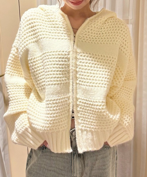 Ada.（エイダ）の「凹凸立体編み ダブルジップ ルーズ ニット カーディガン（カーディガン/ボレロ・レディース・グレー/ブラウン/アイボリー・FREE）」の8枚目の写真