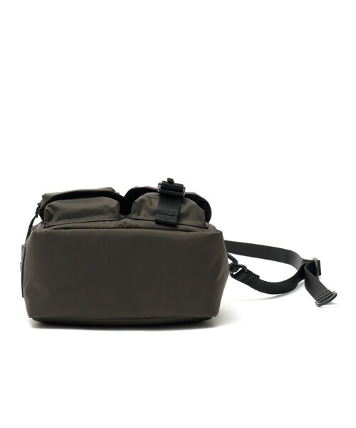 BAICYCLON by Bagjack(バイシクロン バイ バグジャック)の「【BAICYCLON by Bagjack/バイシクロン】MULTI POCKETS 2WAY BAG / マルチポケット2wayバッグ / ユニセックス / BCL-130(ショルダーバッグ・メンズ・ブラウン/ブラック・フリー)」の15枚目の写真