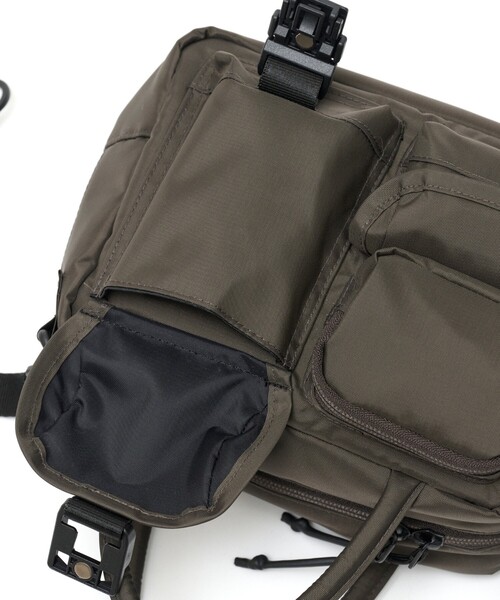 BAICYCLON by Bagjack(バイシクロン バイ バグジャック)の「【BAICYCLON by Bagjack/バイシクロン】MULTI POCKETS 2WAY BAG / マルチポケット2wayバッグ / ユニセックス / BCL-130(ショルダーバッグ・メンズ・ブラウン/ブラック・フリー)」の19枚目の写真