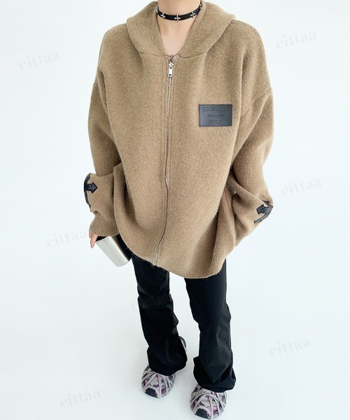 Dalfwin(ダールフィン)の「フード付きクロスジップニットパーカー(パーカー・レディース・ダークブラウン/ブラック/グレー・FREE)」の15枚目の写真