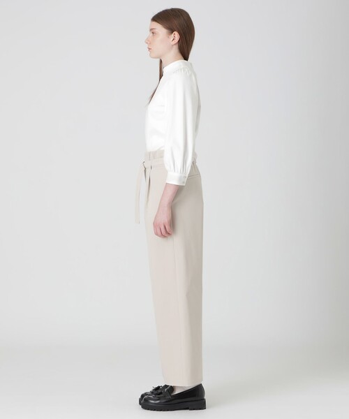 BLUE LABEL CRESTBRIDGE（ブルーレーベルクレストブリッジ）の「フリルディテールハイウエストパンツ（その他パンツ・レディース・ダークネイビー/ライトベージュ・36/38/40）」の9枚目の写真