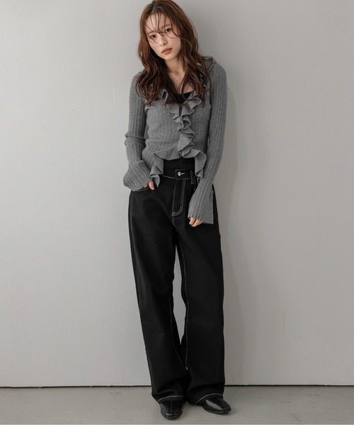 AMELY(エミリー)の「配色ステッチ ワイド ストレートパンツ/バックゴム/リラックス(その他パンツ・レディース・ブラウン/ブラック/ホワイト・L/M)」の4枚目の写真