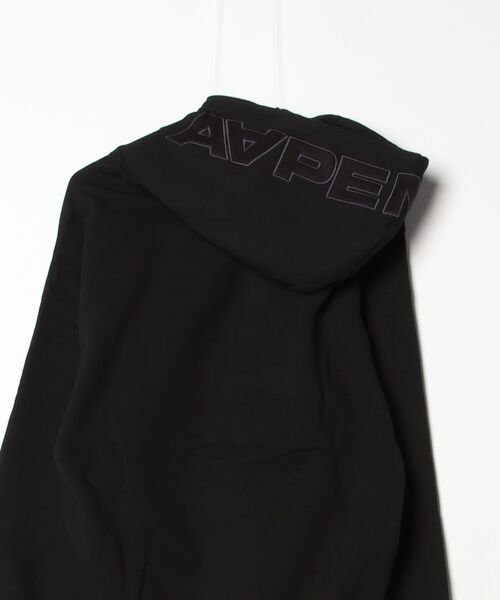 AAPE BY A BATHING APE（エーエイプバイアベイシングエイプ）の「AAPE NOW PULLOVER HOODIE（パーカー・メンズ・ブラック/ピンク系その他/カーキ・LARGE/MEDIUM/XX-LARGE/X-LARGE/SMALL/X-SMALL）」の15枚目の写真
