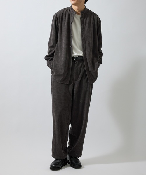 ADAM ET ROPE'(アダムエロペ)の「コールサイドポケットスタンドシャツ/セットアップ対応(シャツ/ブラウス・メンズ・ダークブラウン/チャコールグレー/オフホワイト・LL/L/M/S)」の11枚目の写真