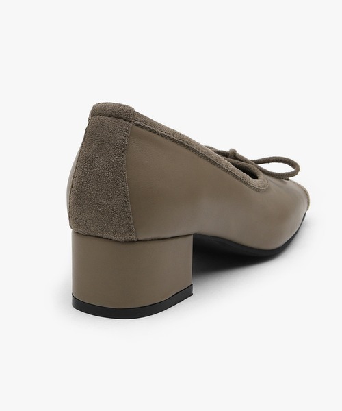 SAPPUN(サプン)の「Deloa(デロア)コンビリボンパンプス(220-65201)SAPPUN(サプン)(パンプス・レディース・ブラック/ブラウン・22.5/24.5/24/23.5/23)」の6枚目の写真