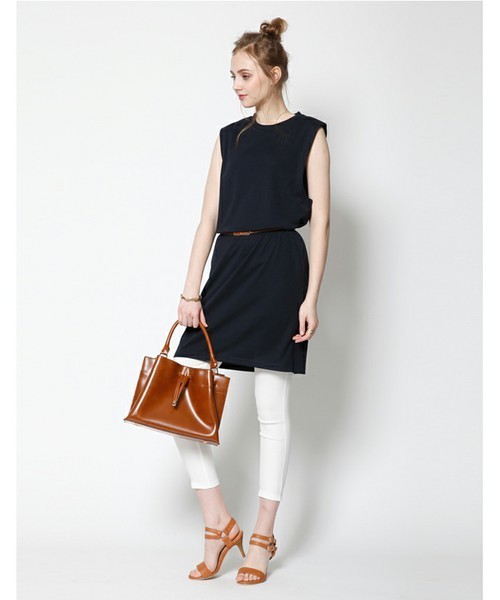 titivate(ティティベイト)の「ワイドアームホールワンピース(ワンピース・レディース・ネイビー/ブルー系その他/ホワイト/チャコールグレー・FREE)」の4枚目の写真