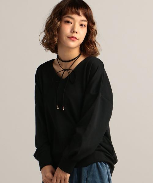 RAY CASSIN（レイカズン）の「Ｖネックポンチ　プルオーバーチョーカーセット（Tシャツ/カットソー・レディース・ブラウン/ブラック/グレイッシュベージュ/ピンク・FREE）」の2枚目の写真