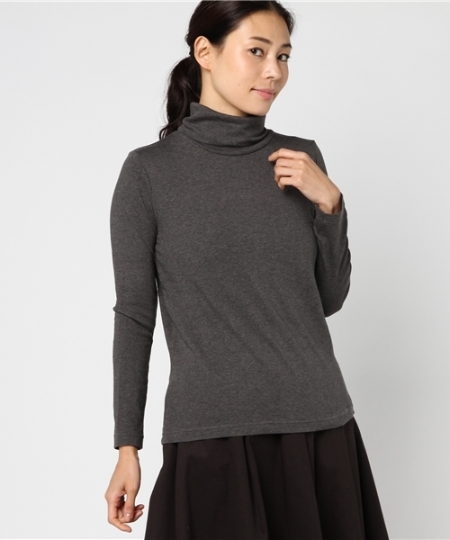 Samansa Mos2(サマンサ モスモス)の「ガーゼベア天無地タートル(Tシャツ/カットソー・レディース・チャコールグレー/モカ/グリーン/マスタード/レッド/キナリ・フリ-)」の3枚目の写真