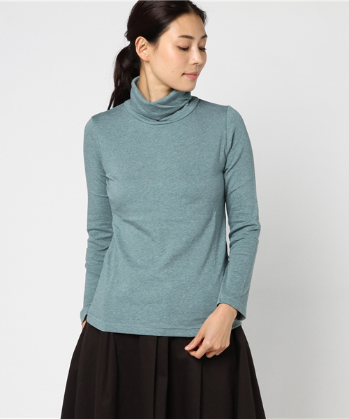 Samansa Mos2(サマンサ モスモス)の「ガーゼベア天無地タートル(Tシャツ/カットソー・レディース・チャコールグレー/モカ/グリーン/マスタード/レッド/キナリ・フリ-)」の5枚目の写真