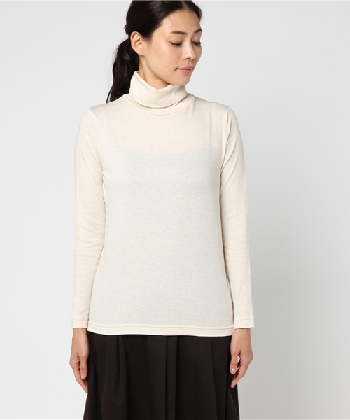 Samansa Mos2(サマンサ モスモス)の「ガーゼベア天無地タートル(Tシャツ/カットソー・レディース・チャコールグレー/モカ/グリーン/マスタード/レッド/キナリ・フリ-)」の9枚目の写真