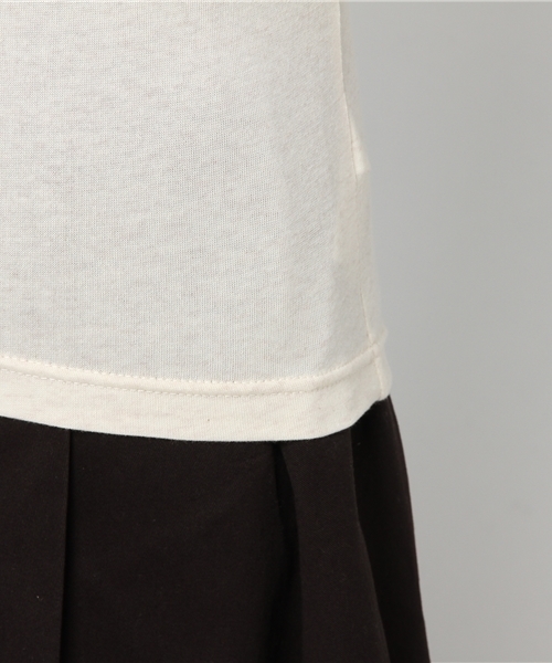 Samansa Mos2(サマンサ モスモス)の「ガーゼベア天無地タートル(Tシャツ/カットソー・レディース・チャコールグレー/モカ/グリーン/マスタード/レッド/キナリ・フリ-)」の11枚目の写真