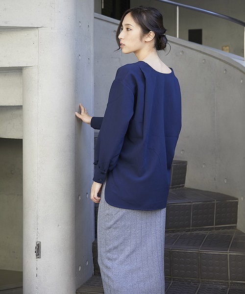 Emma Taylor（エマテイラー）の「バックロングトップス×リブニットスカート セットアップ（セットアップ・レディース・ネイビー/オフホワイト/ダークオレンジ・38/36）」の19枚目の写真