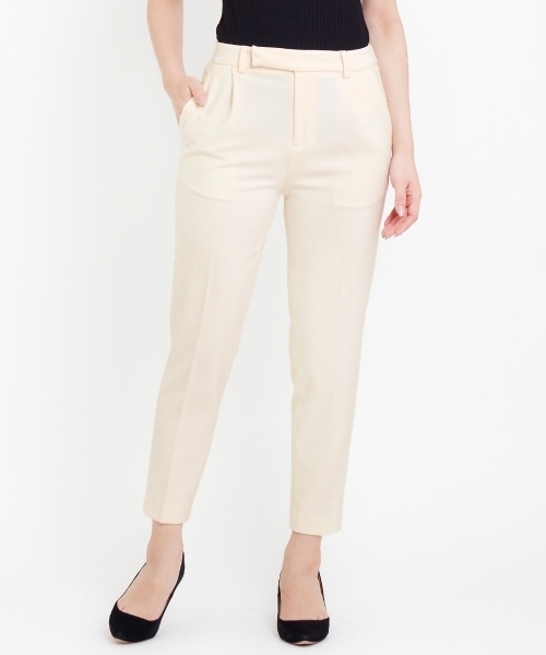 le.coeur blanc（ルクールブラン）の「コスミカルウォームタックテーパードパンツ（その他パンツ・レディース・ライトグレー/ブラック/ブラック系その他/ブラウン/オフホワイト/ベージュ・34/36/38）」の18枚目の写真