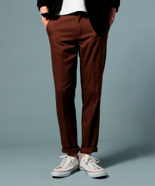 THE CASUAL(カジュアル)の「TRストレッチ スーツ地 テーパード スラックス パンツ(スラックス・メンズ・ベージュ/ストライプ/チェック/グレー/ブラック/ネイビー/テラコッタ/カーキ/ワイン/チャコール/ブラウン/ベージュ系その他/グリーン系その他/ベージュ系その他2/ベージュ系その他3/グレー系その他/ベージュ系その他4/ブラウン系その他/ブラック系その他2/グレー系その他2/ブラック系その他/ベージュ系その他5/レッド系その他/ブラウン系その他2/オフホワイト・M/L/S/XL)」の12枚目の写真