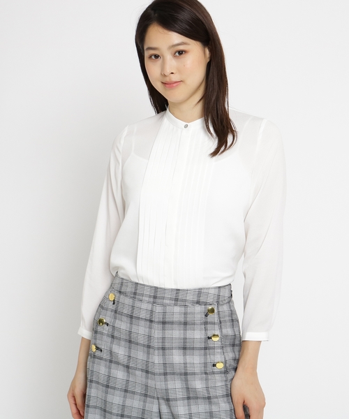 Sunauna(スーナウーナ)の「【洗える】ピンタックデシンブラウス(シャツ/ブラウス・レディース・オフホワイト/ネイビー系1・38/40)」の1枚目の写真