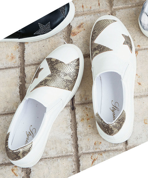 GeeRA（ジーラ）の「スター柄スリッポン（スニーカー・レディース・ブラック/ホワイト/シルバー/ホワイト×シルバー・MEDIUM/SMALL/X-LARGE/LARGE）」の2枚目の写真