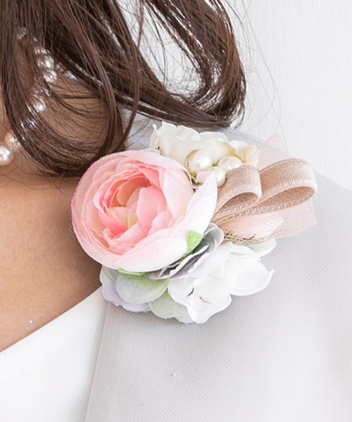 form forma（フォルムフォルマ）の「フォーマルコサージュ・ブローチ（ブローチ/コサージュ・レディース・ネイビー/ピンク/イエロー/ホワイト・FREE）」の5枚目の写真