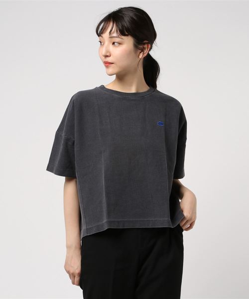 Champion(チャンピオン)の「【Champion/チャンピオン】レディース リバースウィーブ Tシャツ(Tシャツ/カットソー・レディース・ブラック系その他/ダークグレー・MEDIUM/LARGE)」の2枚目の写真