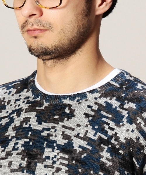 BEAUTY&YOUTH UNITED ARROWS（ビューティーアンドユースユナイテッドアローズ）の「BY リネン/コットン デジカモ クルーネック ニット◆（ニット/セーター・メンズ・ベージュ/ネイビー・SMALL/LARGE/MEDIUM/X-LARGE）」の4枚目の写真