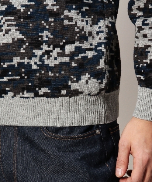 BEAUTY&YOUTH UNITED ARROWS（ビューティーアンドユースユナイテッドアローズ）の「BY リネン/コットン デジカモ クルーネック ニット◆（ニット/セーター・メンズ・ベージュ/ネイビー・SMALL/LARGE/MEDIUM/X-LARGE）」の6枚目の写真