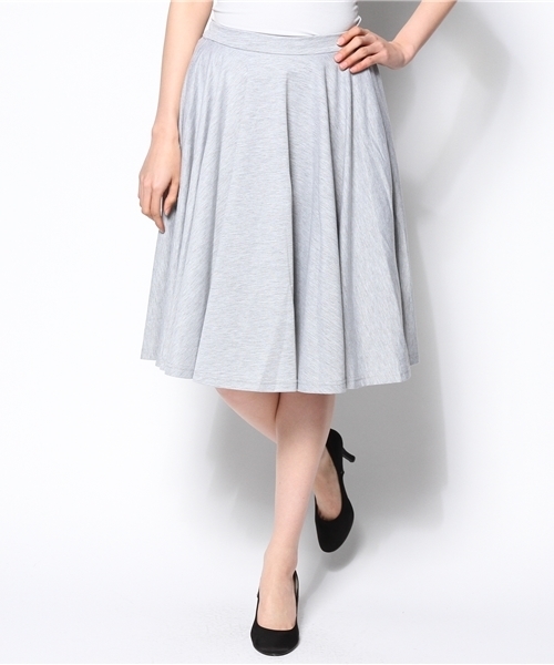 mystic(ミスティック)の「ミドル丈フレアースカート(スカート・レディース・オフホワイト/ブルー/ブラック/グレー・フリ-)」の11枚目の写真