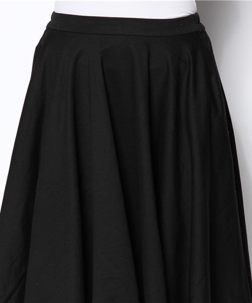 mystic(ミスティック)の「ミドル丈フレアースカート(スカート・レディース・オフホワイト/ブルー/ブラック/グレー・フリ-)」の10枚目の写真