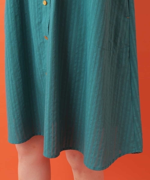 Jocomomola(ホコモモラ)の「Raya ネック刺繍ワンピース(ワンピース・レディース・ブルー/アイボリー・40/42)」の11枚目の写真