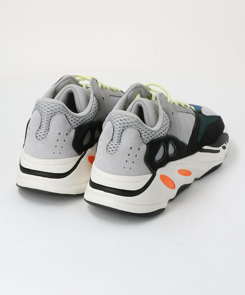 UNITED ARROWS & SONS（ユナイテッドアローズアンドサンズ）の「adidas YEEZY BOOST 700 WAVE RUNNER■■■（スニーカー・メンズ・その他1・29cm/28cm/27.5cm/27cm/26.5cm/26cm）」の4枚目の写真
