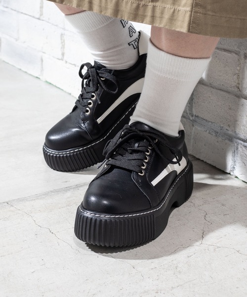 WEGO(ウィゴー)の「WEGO/ボリュームラインスニーカー(スニーカー・レディース・ブラック/ホワイト/パープル・LARGE/MEDIUM)」の5枚目の写真
