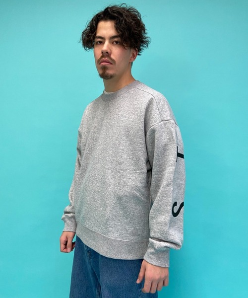 adidas(アディダス)の「adidas/アディダス ルーズシルエット バックプリントスウェット FYK37 ED1991(スウェット・メンズ・グレー・M/L/XL)」の8枚目の写真